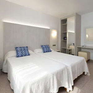 https://hostal-roca-sant-antoni-de-portmany-ibiza.ibizaislandhotels.net